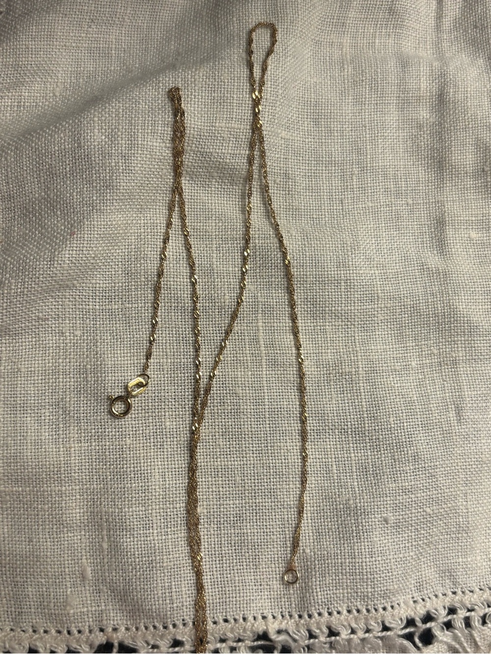 18 inch Singapore 10k Gold chain